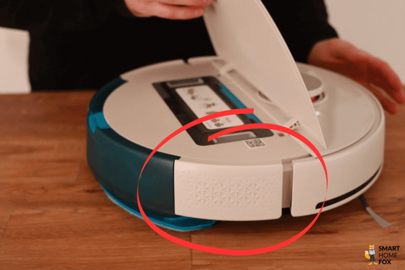 Der fehlende Wandabstandssensor des Philips HomeRun ist zu sehen.